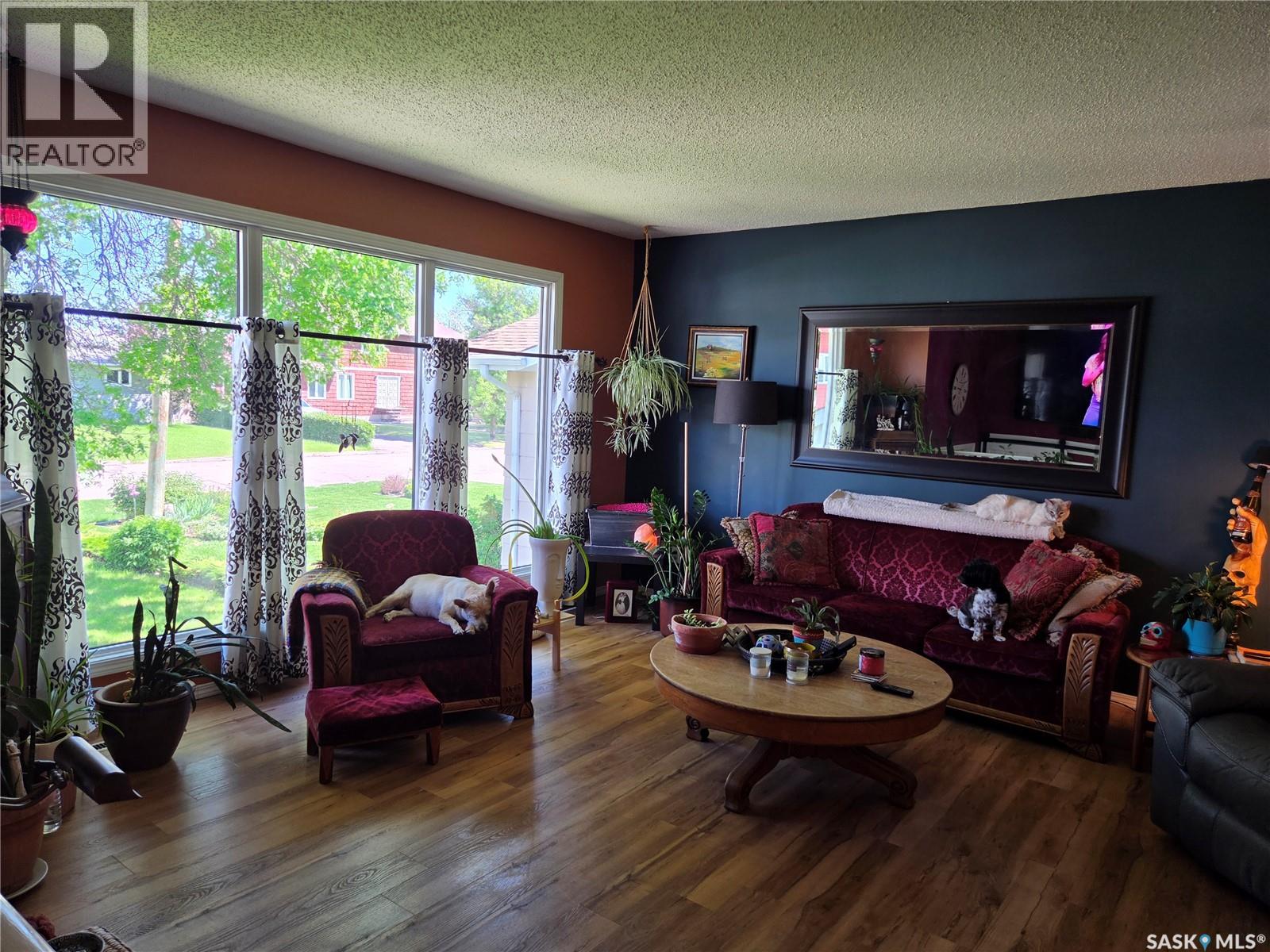 519 1st STREET NW - photo 4