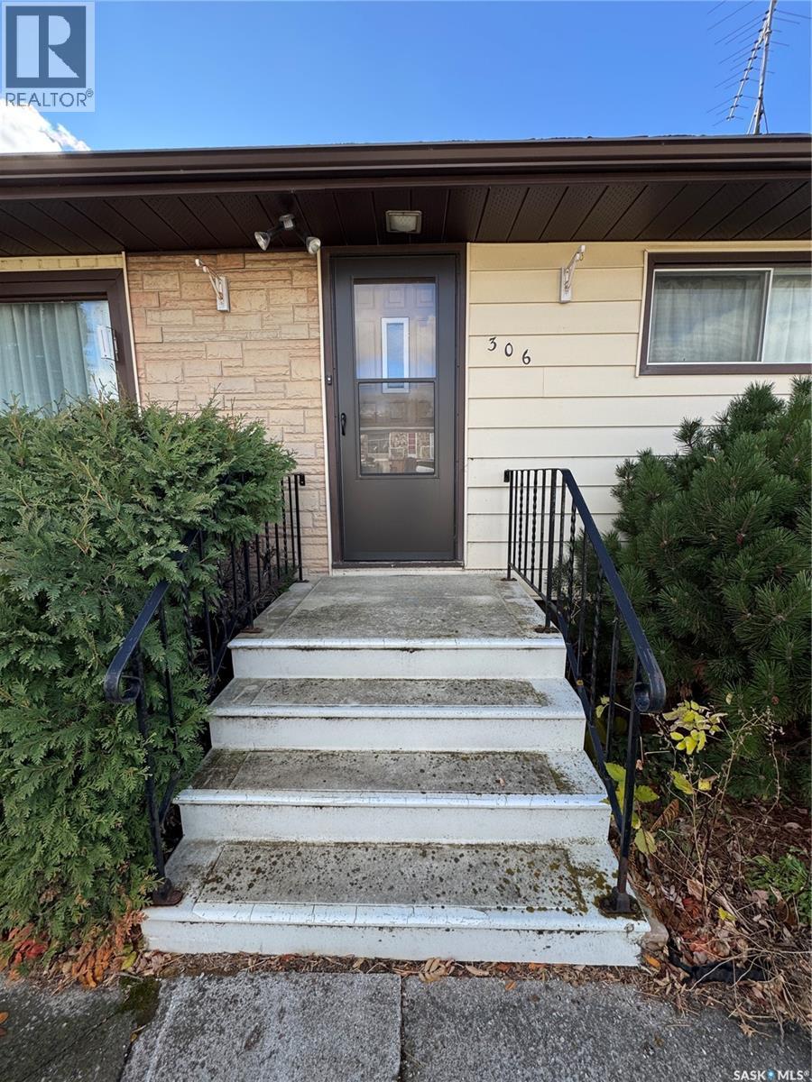 306 6th AVENUE E - photo 3