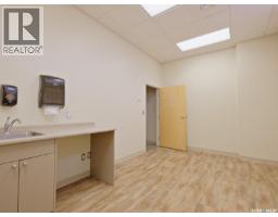 111 1st Avenue W, Rosetown, SK S0L2V0 Photo 34