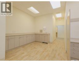 111 1st Avenue W, Rosetown, SK S0L2V0 Photo 9