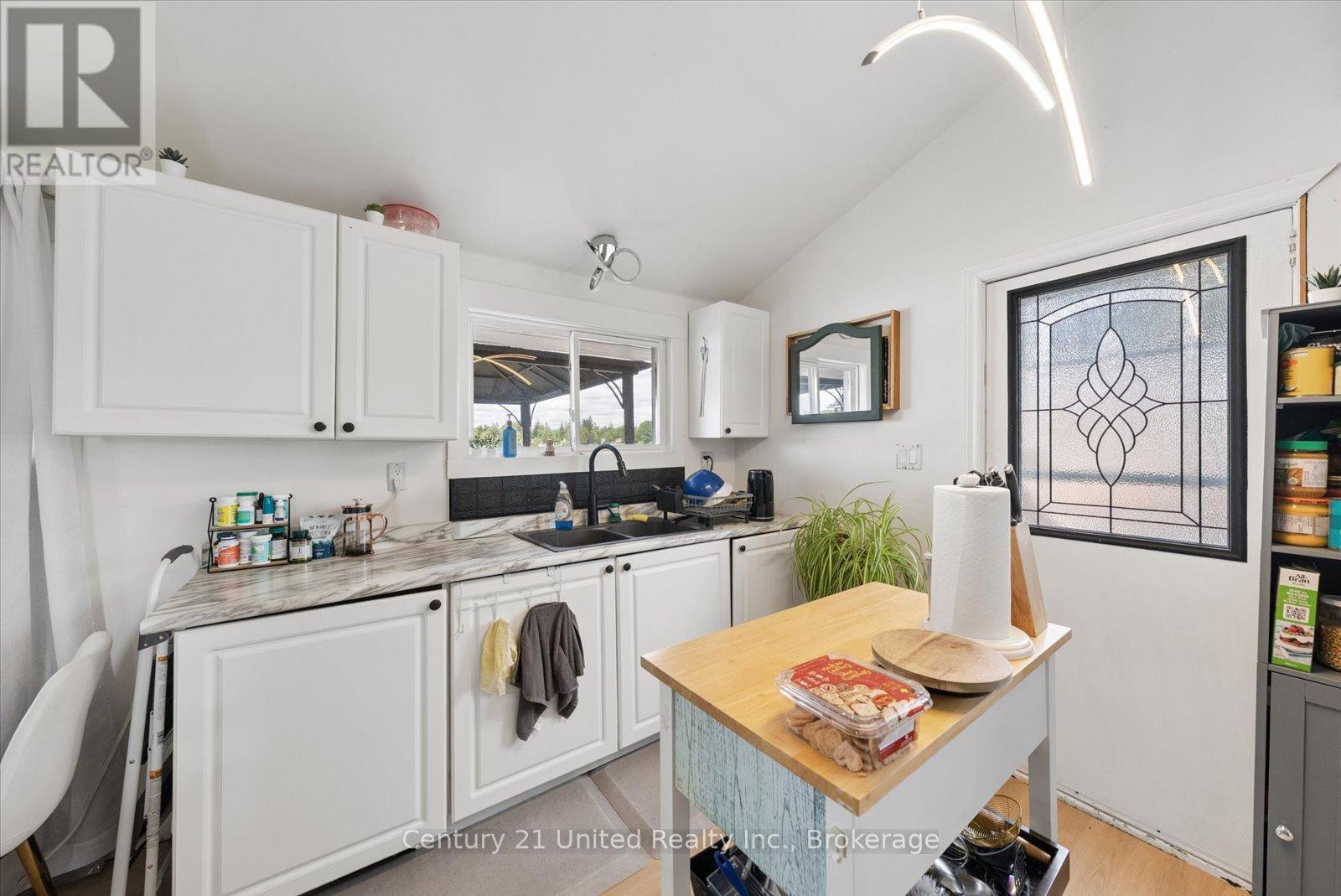 837 FIFE'S BAY MARINA LANE - 11