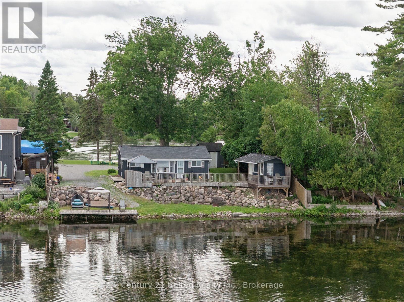 837 FIFE'S BAY MARINA LANE - 1