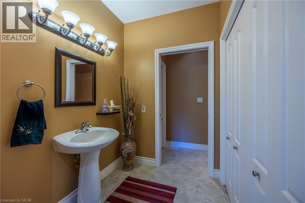 3-bedroom home for sale at 1821 NORFOLK COUNTY ROAD 45, Langton ON · photo 21 of 48
