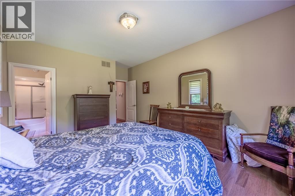 3-bedroom home for sale at 1821 NORFOLK COUNTY ROAD 45, Langton ON · photo 23 of 48