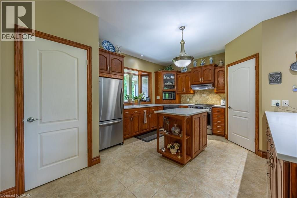 3-bedroom home for sale at 1821 NORFOLK COUNTY ROAD 45, Langton ON · photo 11 of 48