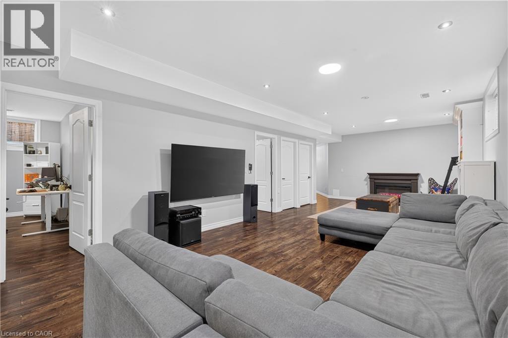 Thumbnail 34