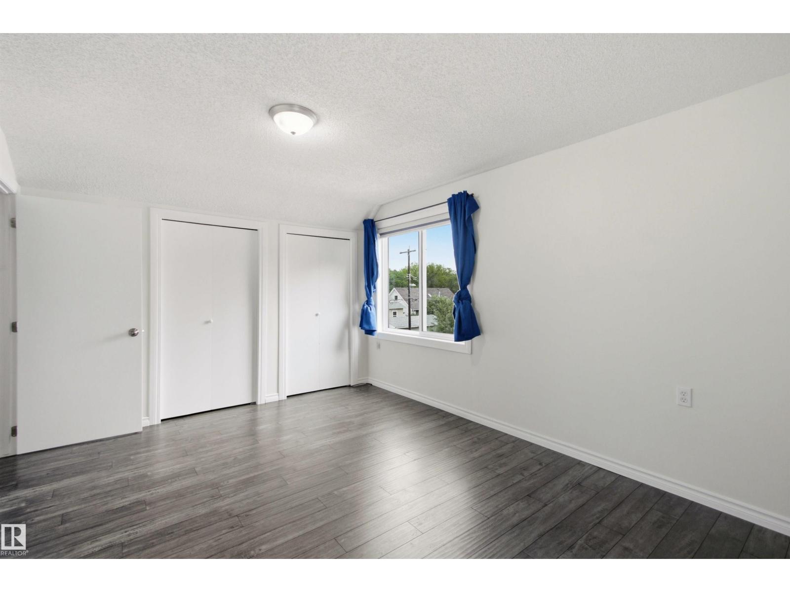6420 105 ST NW - 19