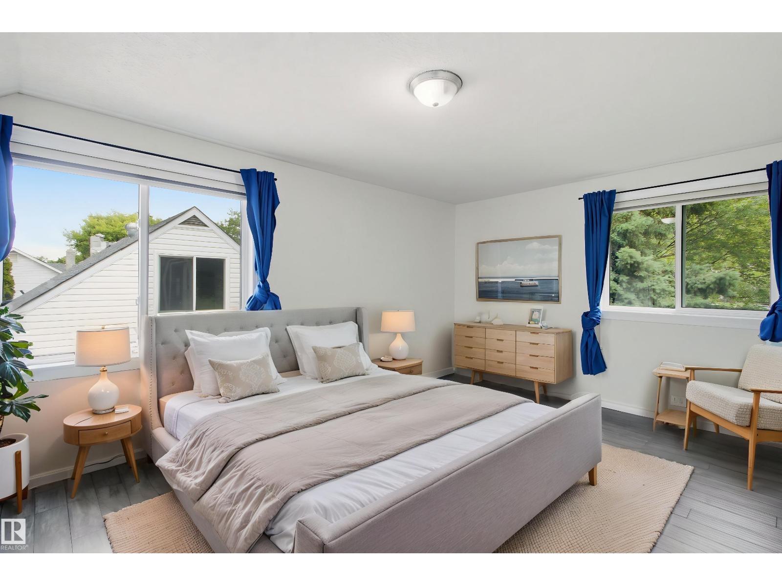 6420 105 ST NW - 21