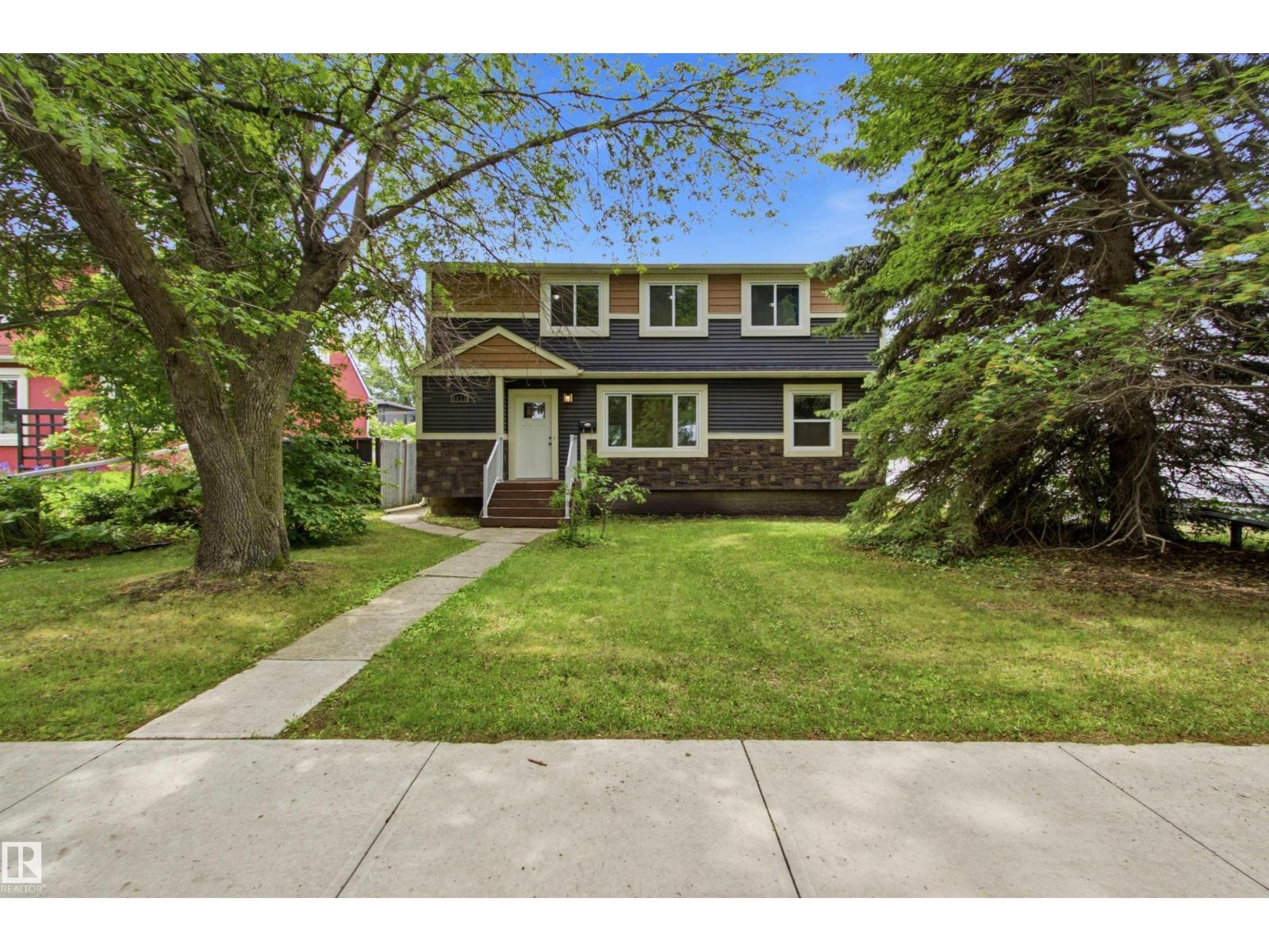 6420 105 ST NW - 43