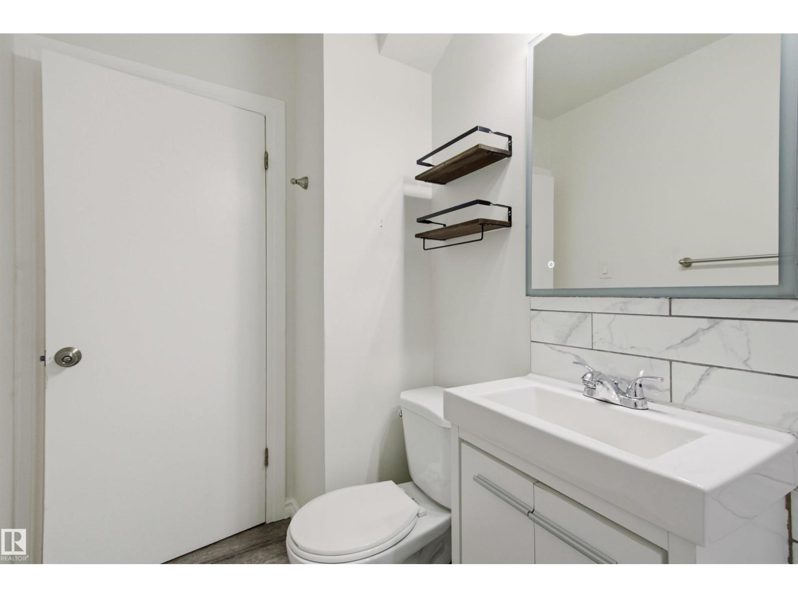 6420 105 ST NW - 17