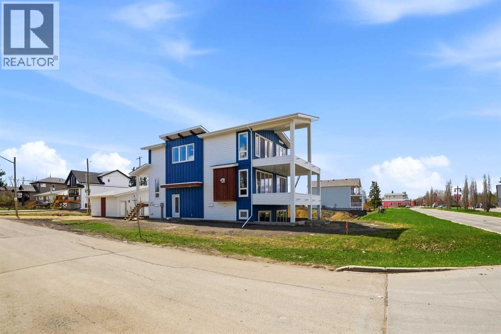 4205 Lakeshore Drive - 3