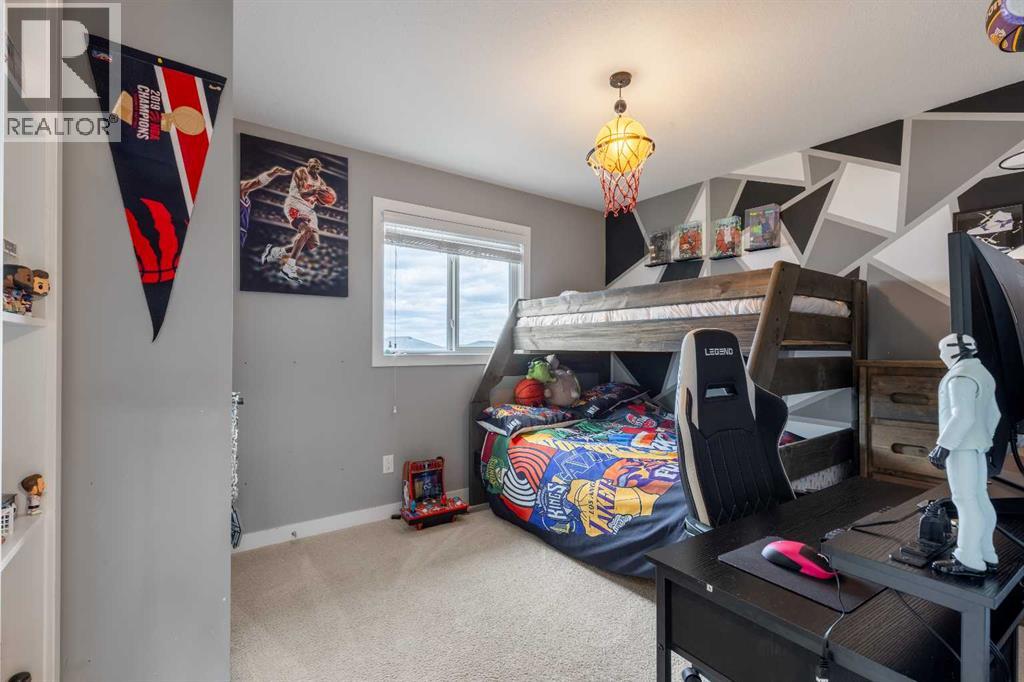 575 Moonlight Lane W — photo 25