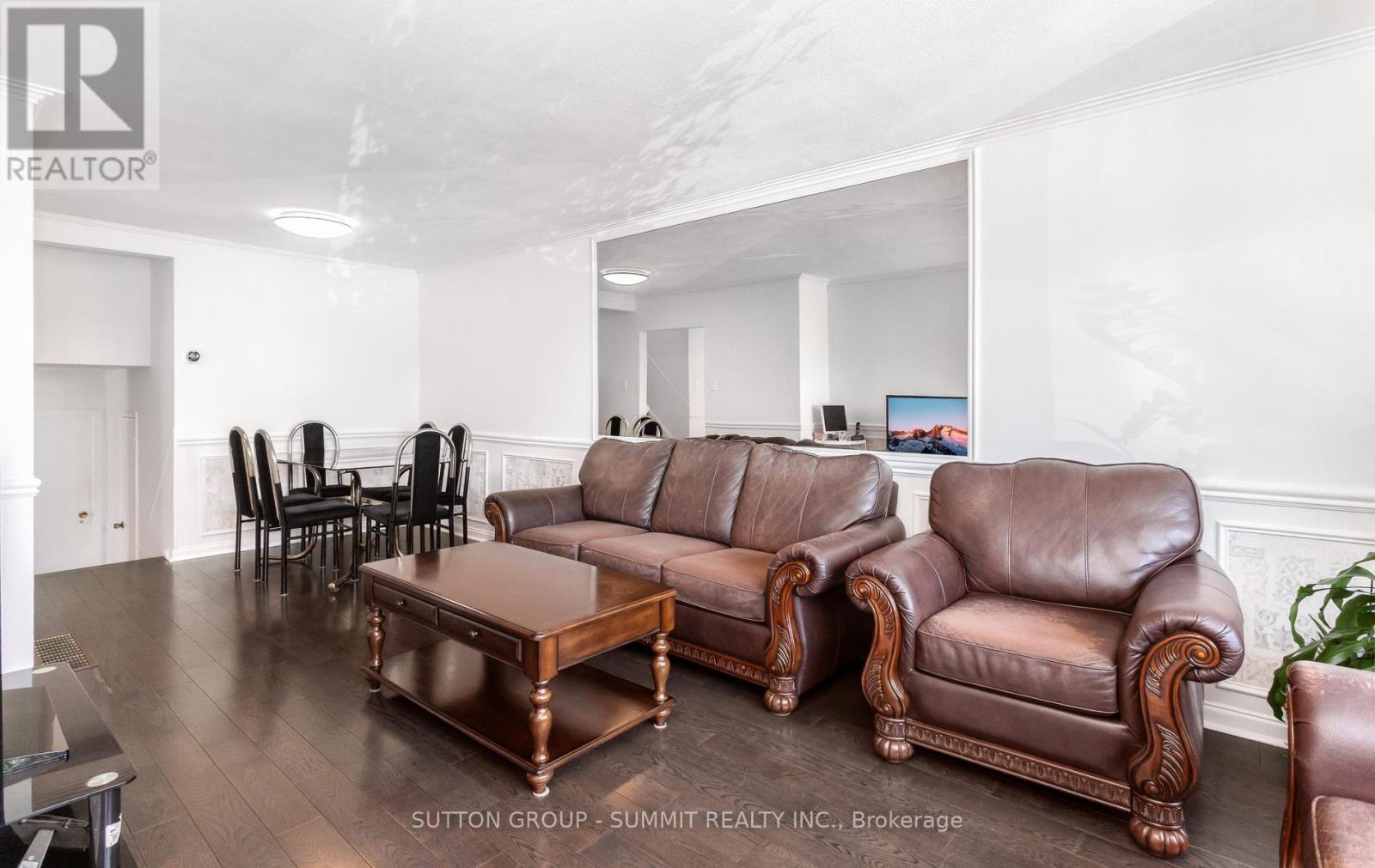 109 ELNATHAN CRESCENT - 10