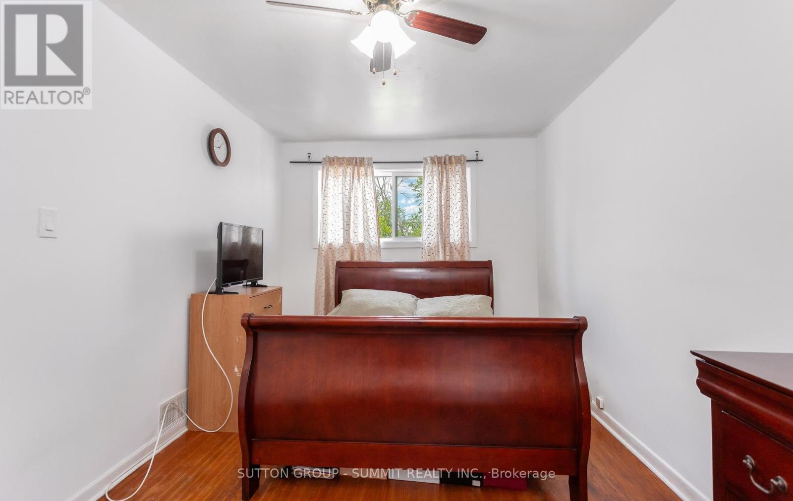 109 ELNATHAN CRESCENT - 23