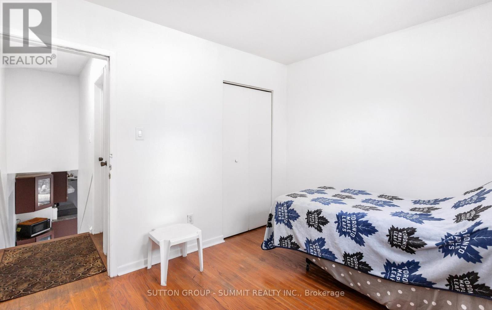 109 ELNATHAN CRESCENT - 26