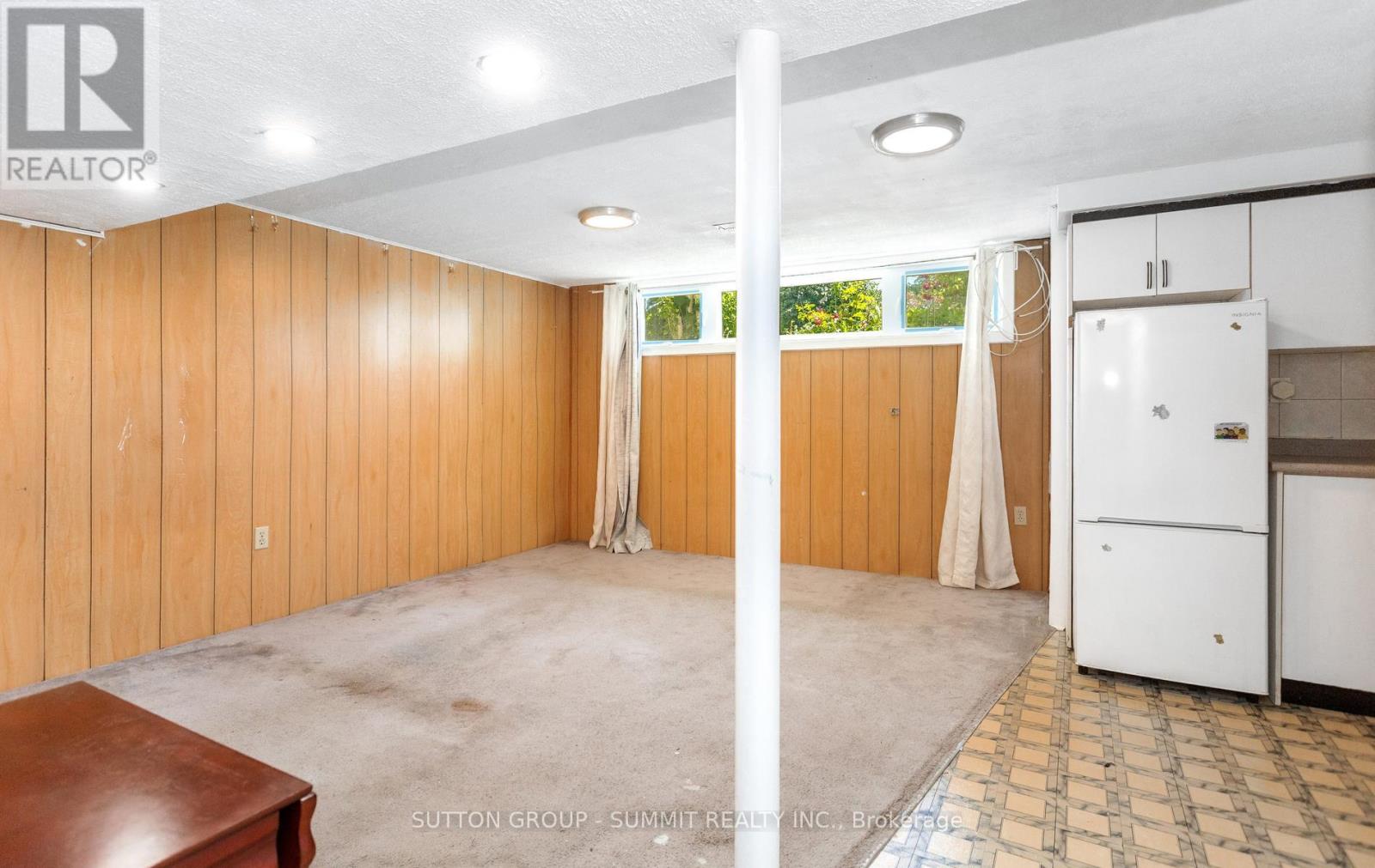109 ELNATHAN CRESCENT - 38