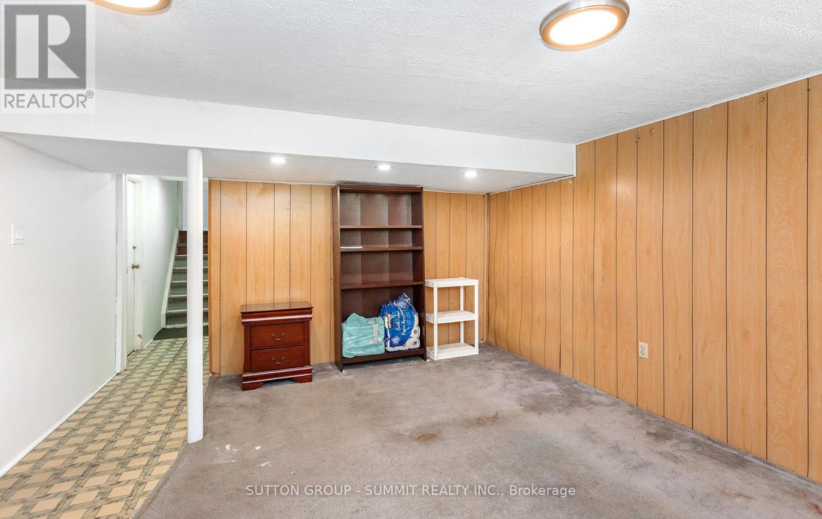 109 ELNATHAN CRESCENT - 42