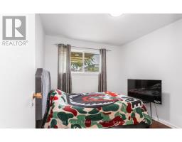109 Elnathan Crescent, Toronto, ON M9L2G2 Photo 29