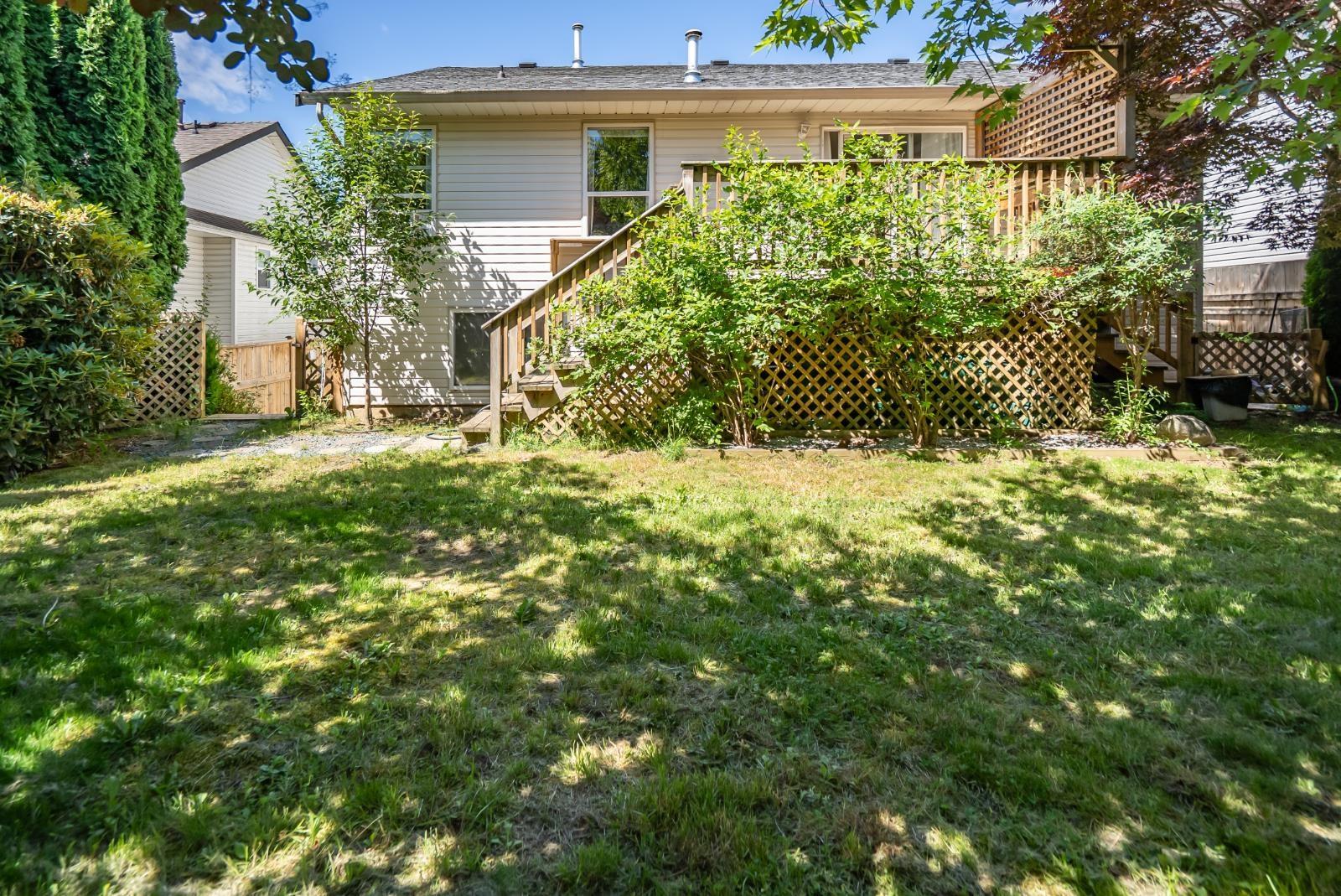 8232 PEACOCK STREET, Mission