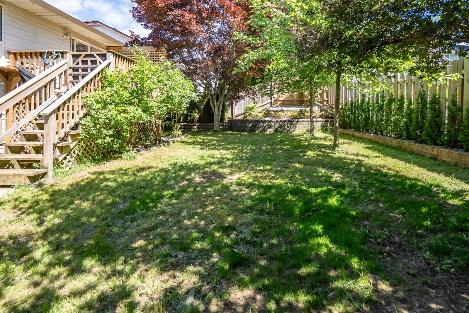 8232 PEACOCK STREET, Mission
