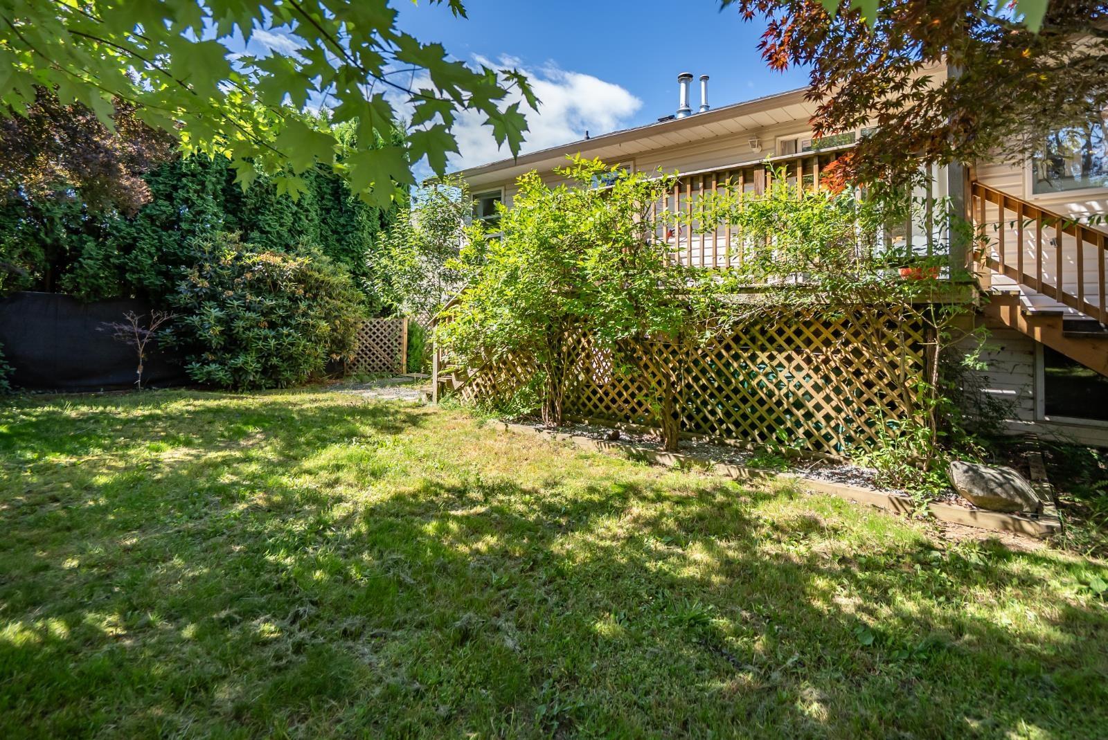 8232 PEACOCK STREET, Mission
