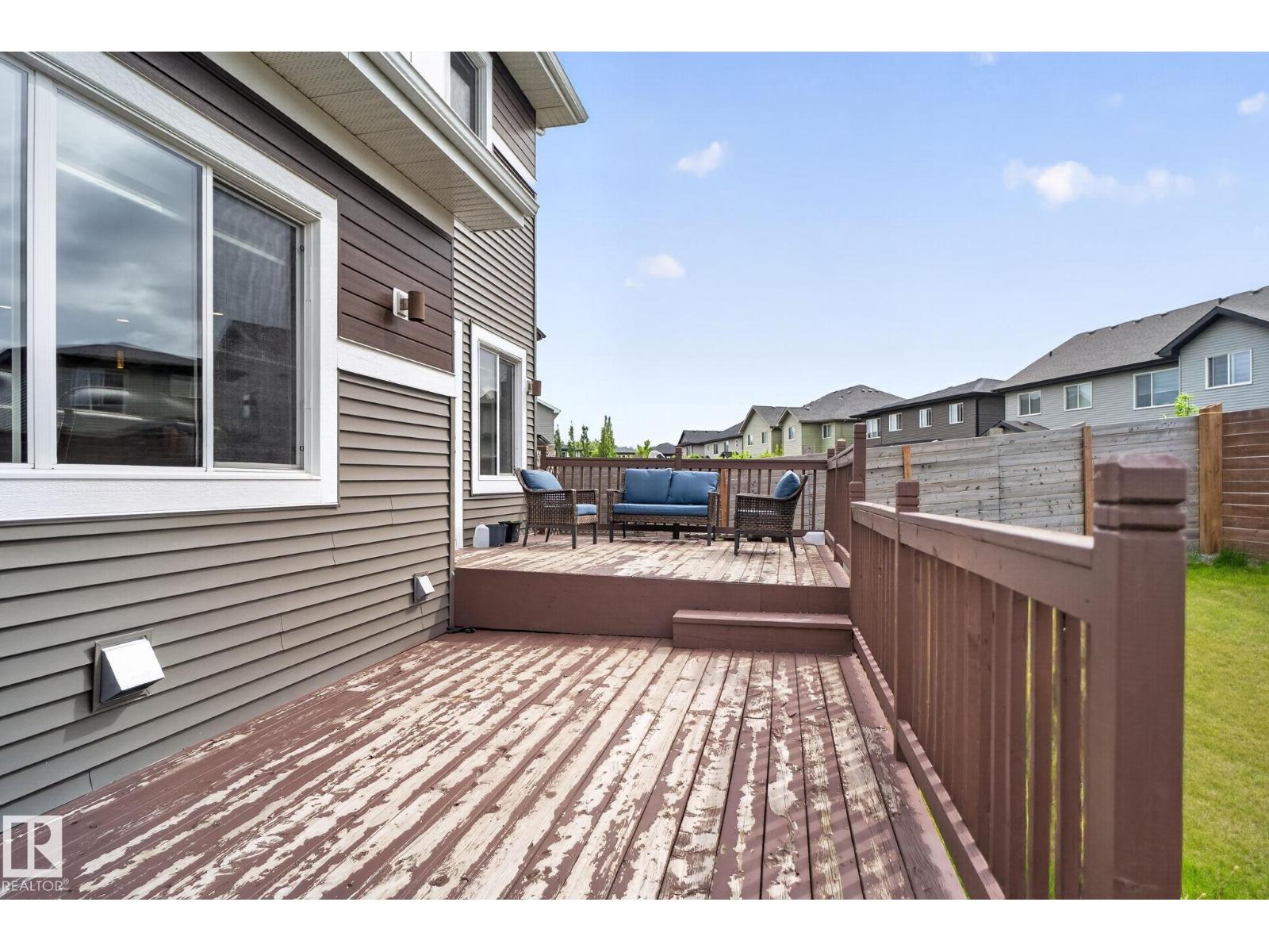 704 39 ST SW - 36
