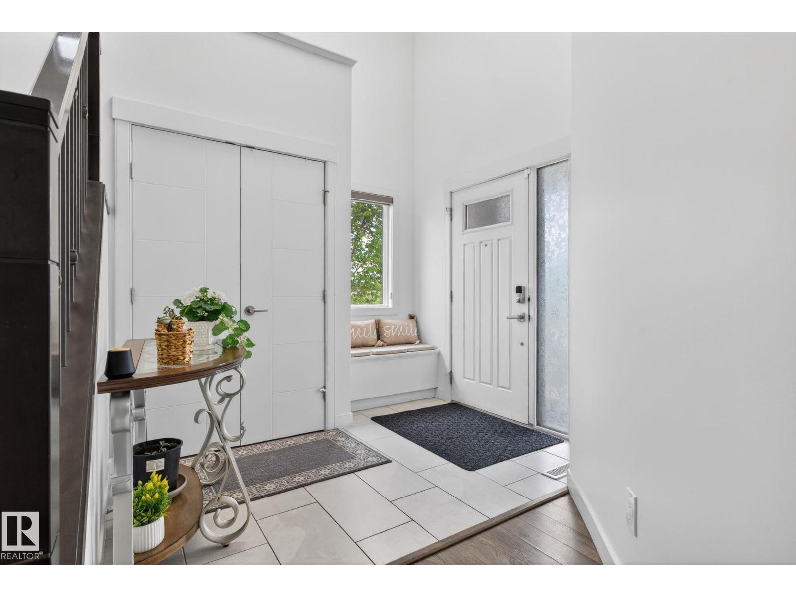 704 39 ST SW - 8