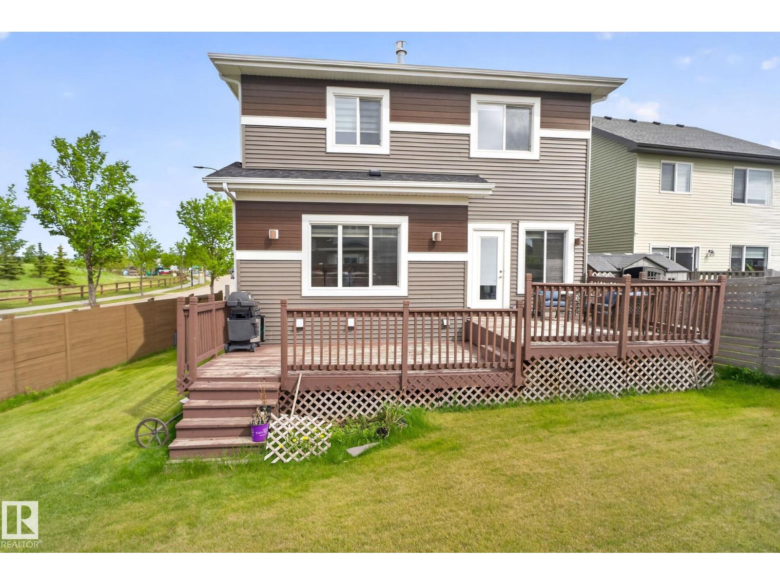 704 39 ST SW - 37
