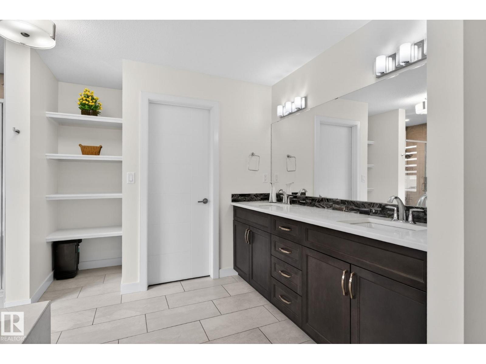 704 39 ST SW — photo 44