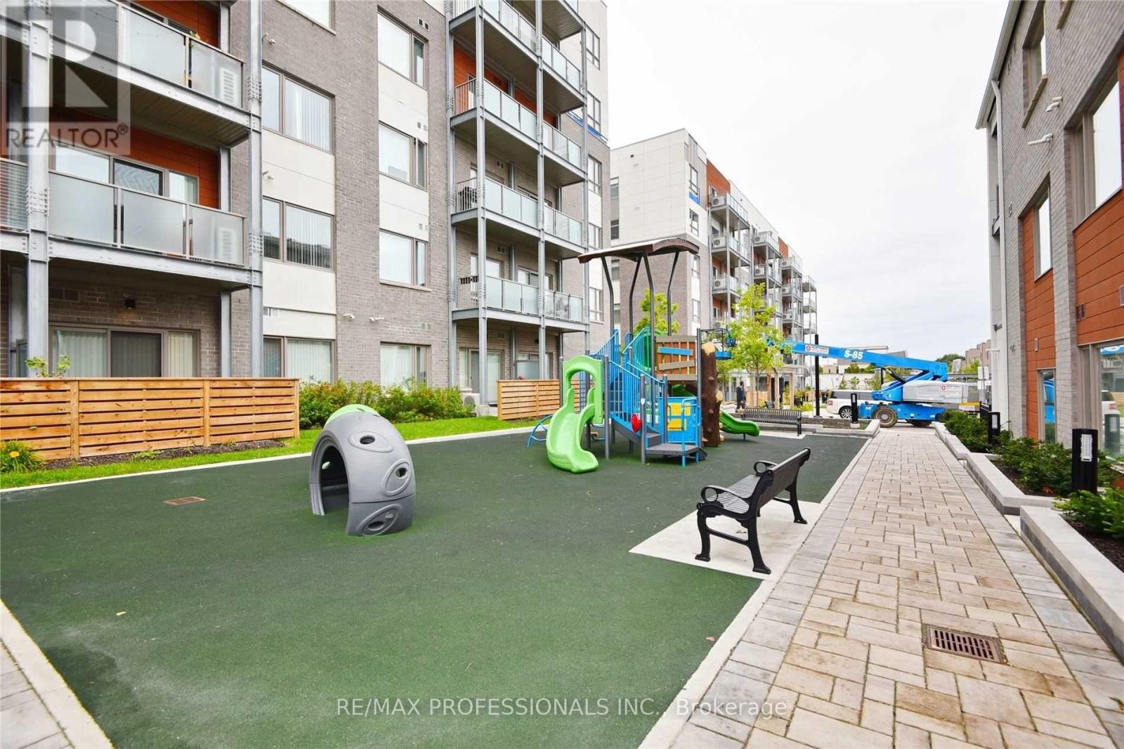 #401 5155 SHEPPARD EAST AVENUE - 26