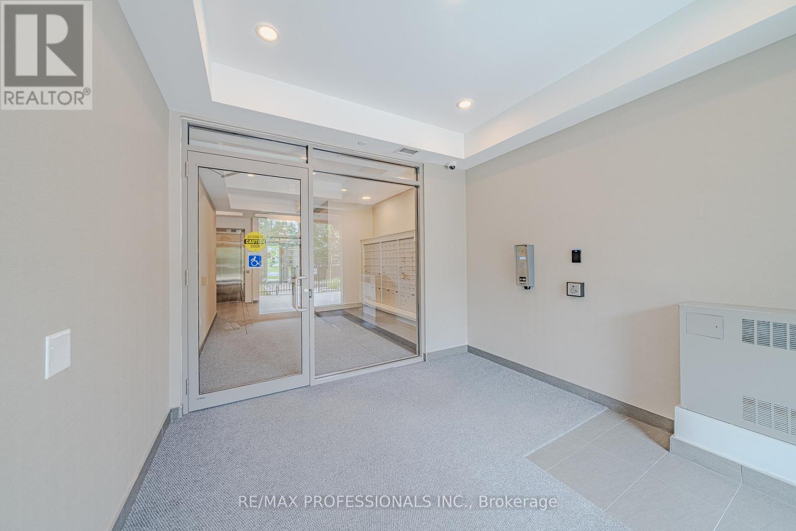 #401 5155 SHEPPARD EAST AVENUE - 24
