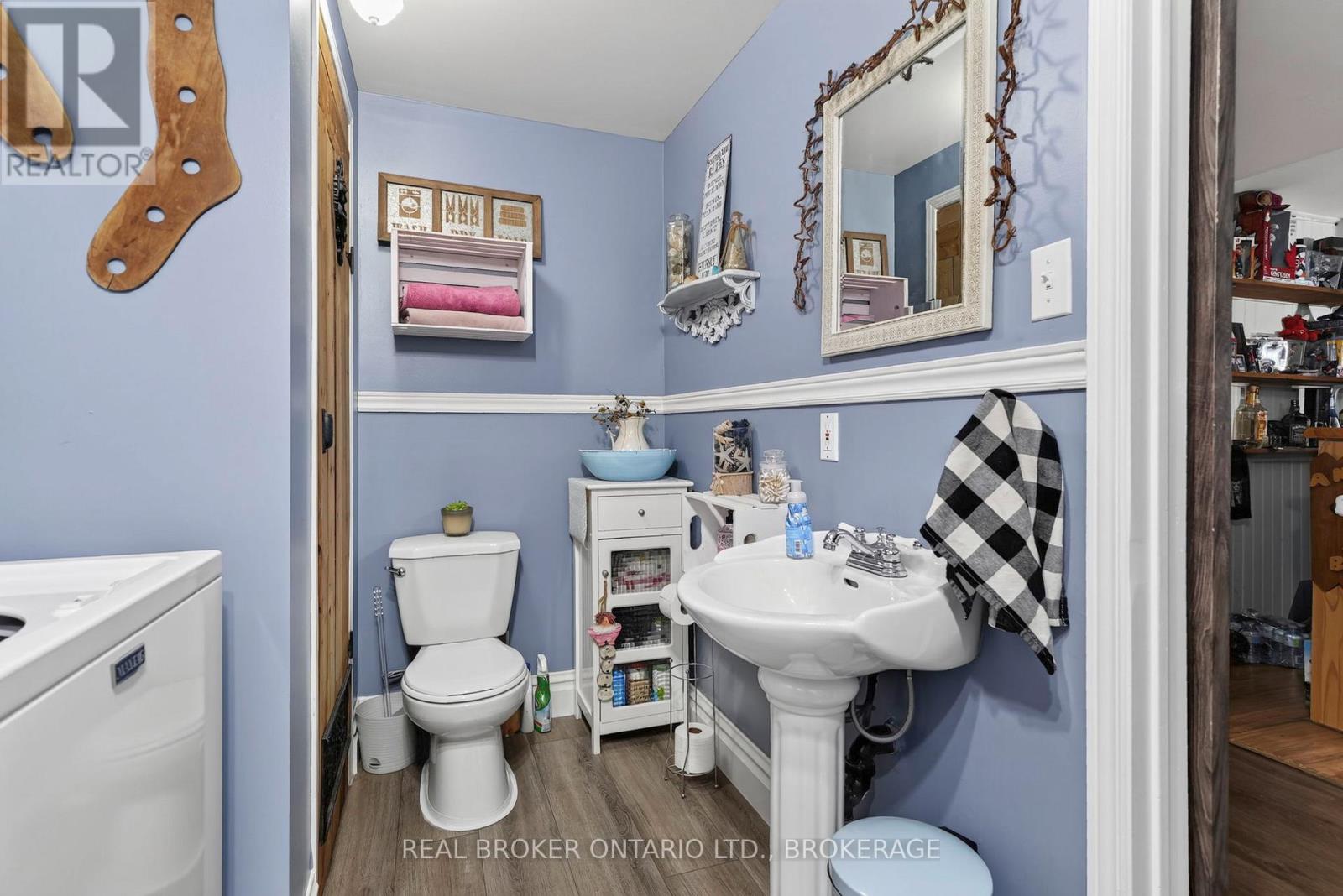 5121 BRUNET ROAD - 24