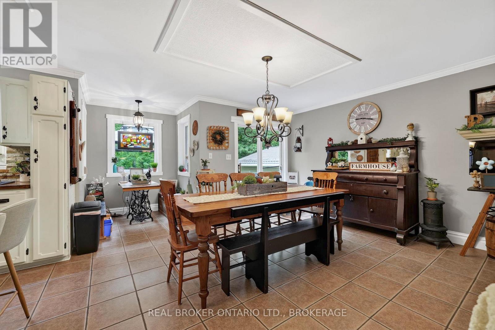 5121 BRUNET ROAD - 7
