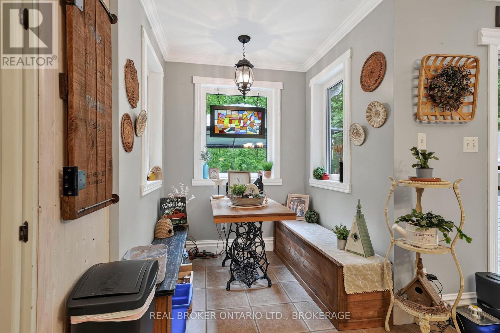 5121 BRUNET ROAD - 8