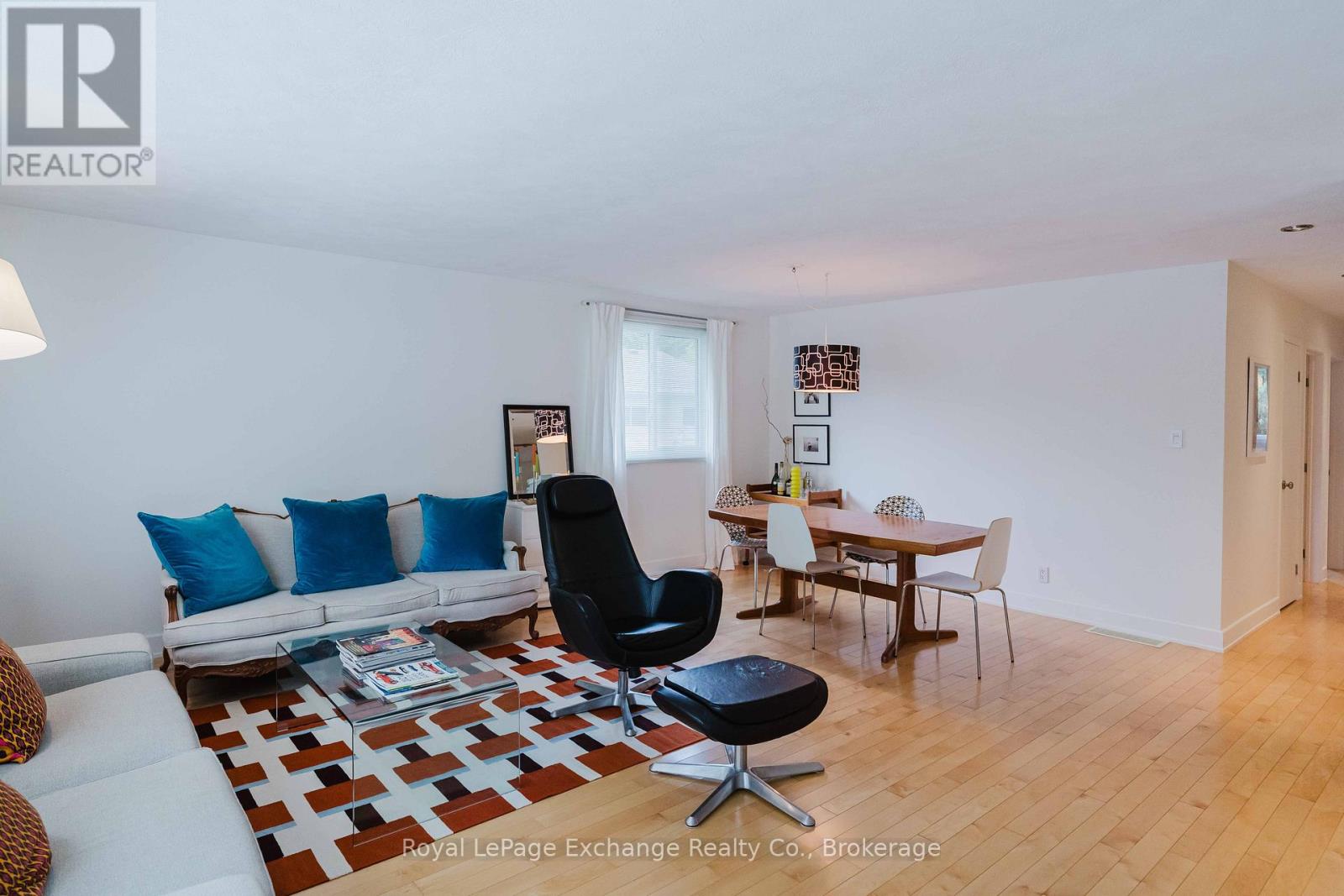 579 PEIRSON AVENUE - 17