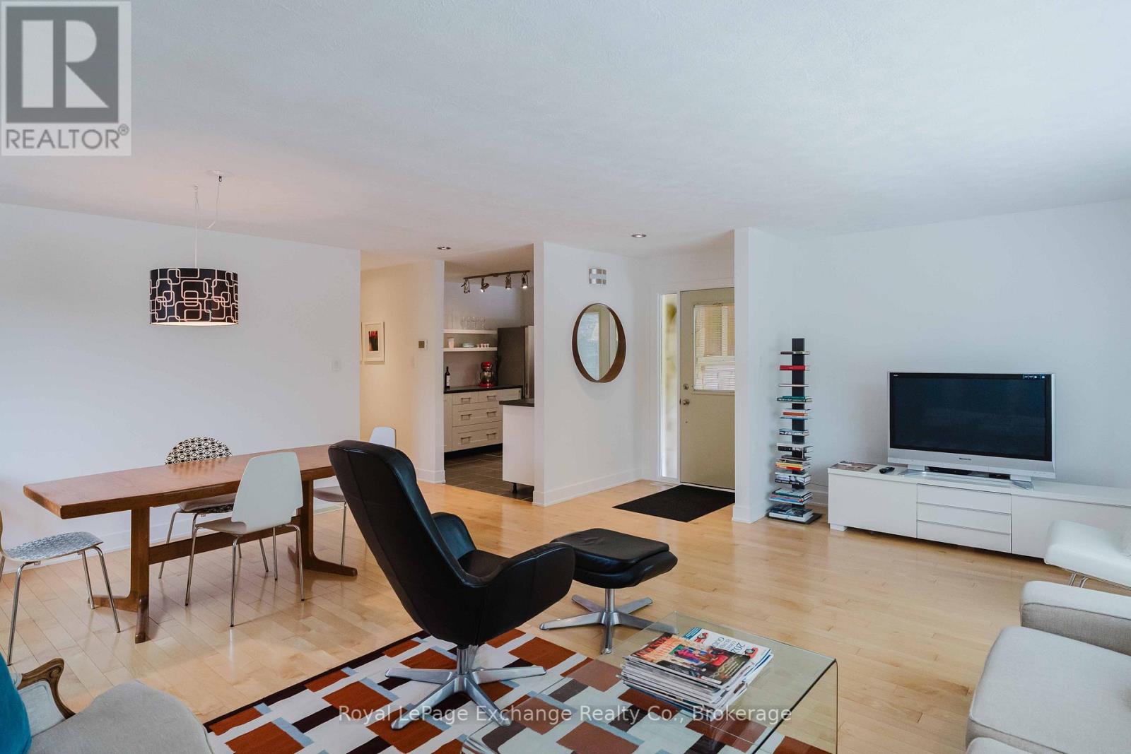 579 PEIRSON AVENUE - 19