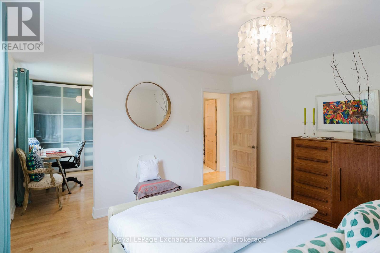 579 PEIRSON AVENUE - 31