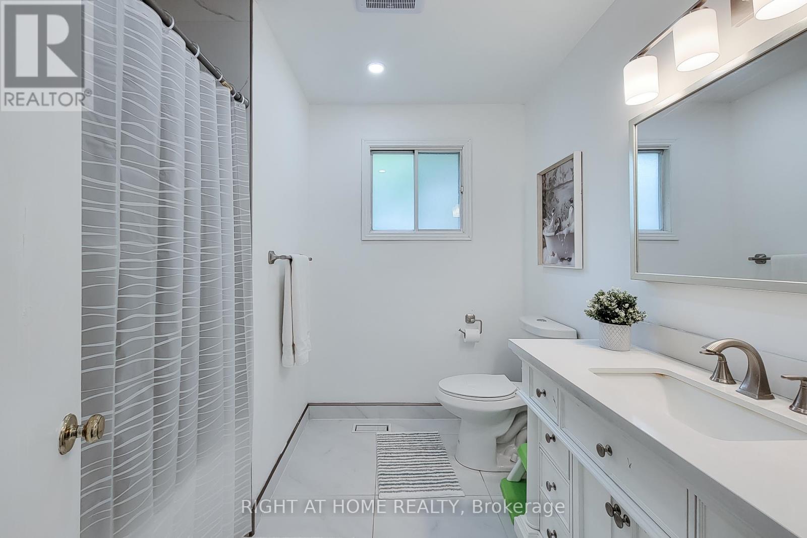 62 HAZEL STREET - 30