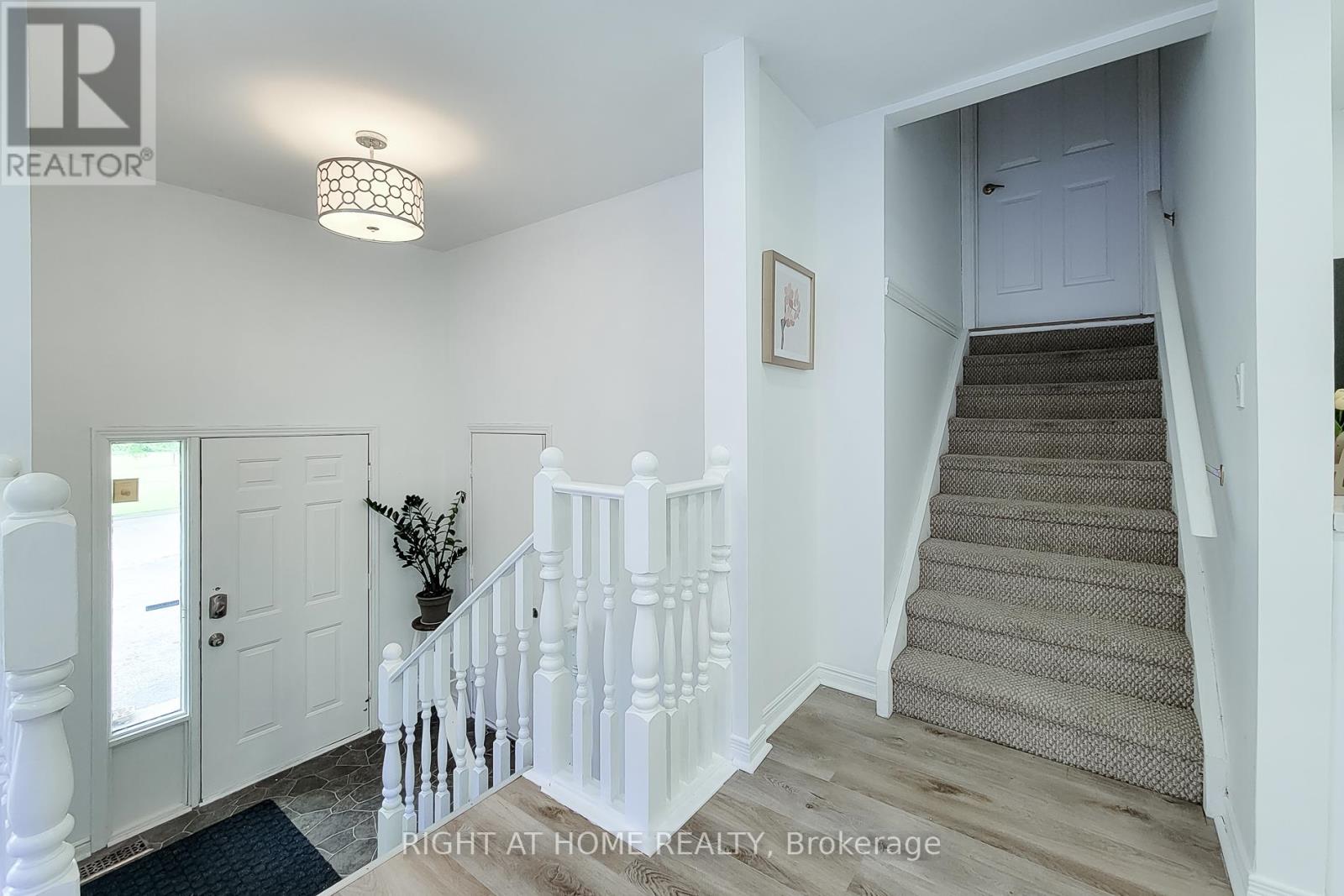 62 HAZEL STREET - 35