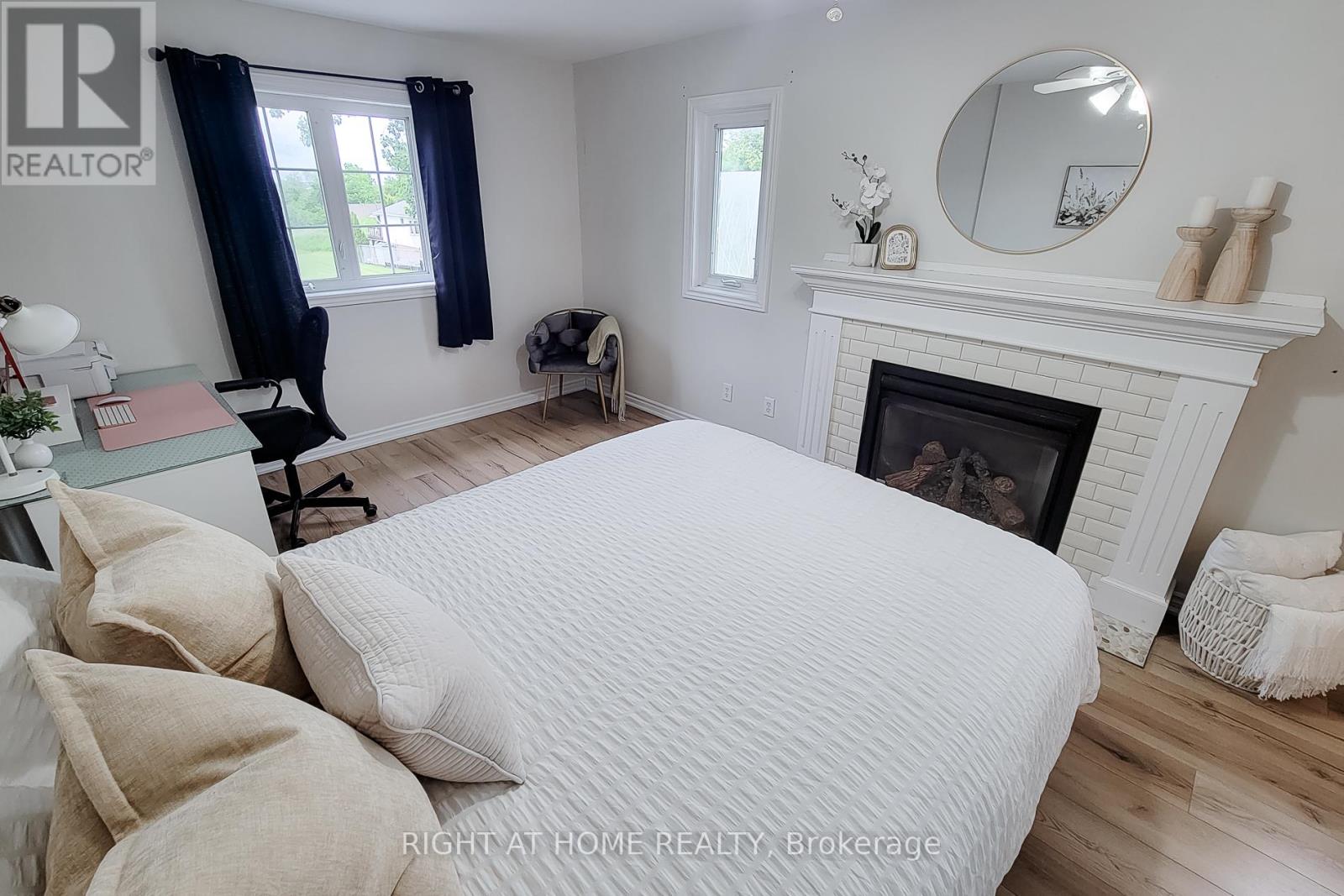 62 HAZEL STREET - 39