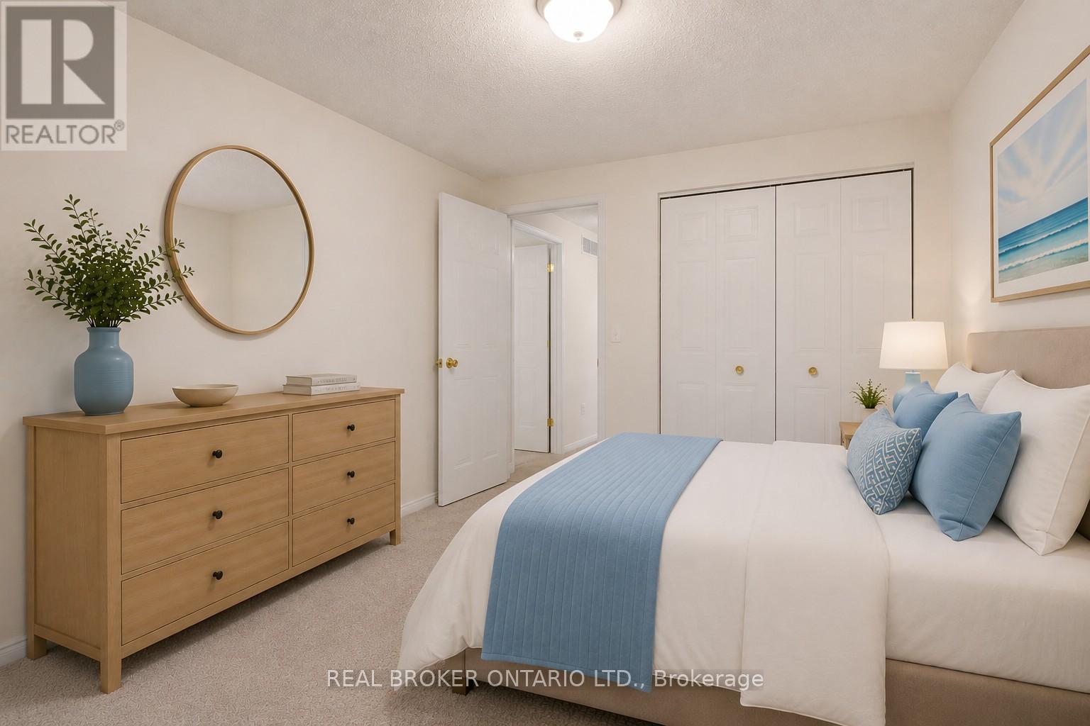 2 IRELAND PLACE - 22