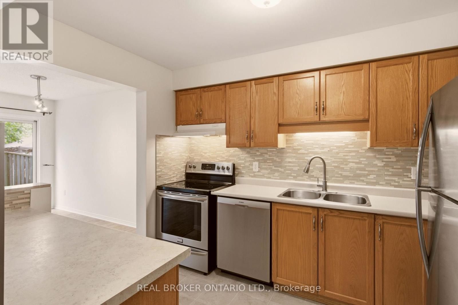 2 IRELAND PLACE - 6