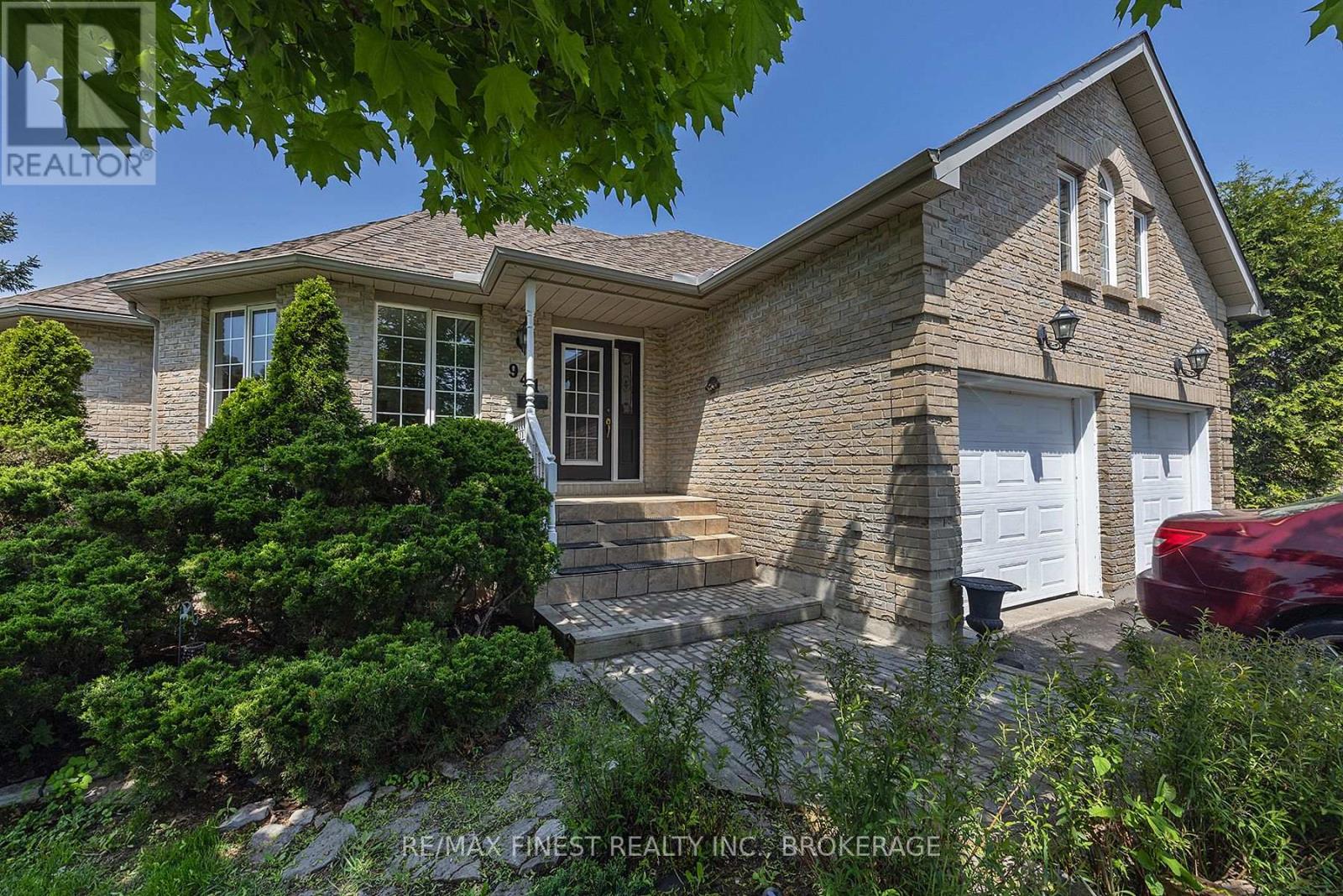 941 MALVERN TERRACE - 4