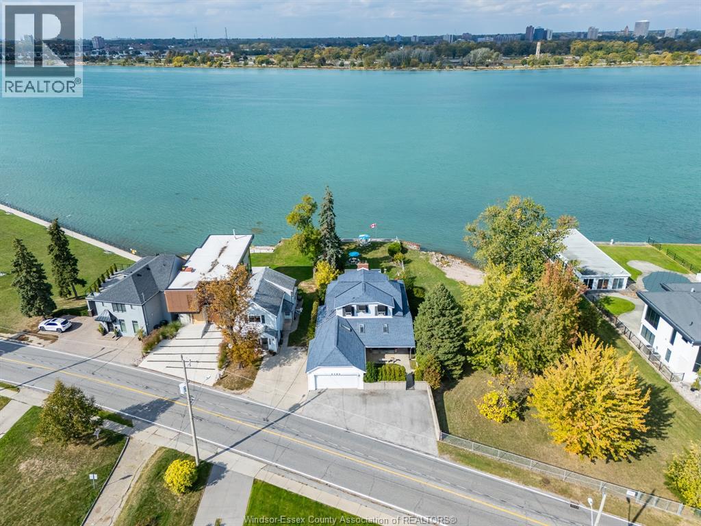 4182 Riverside DRIVE East - 3
