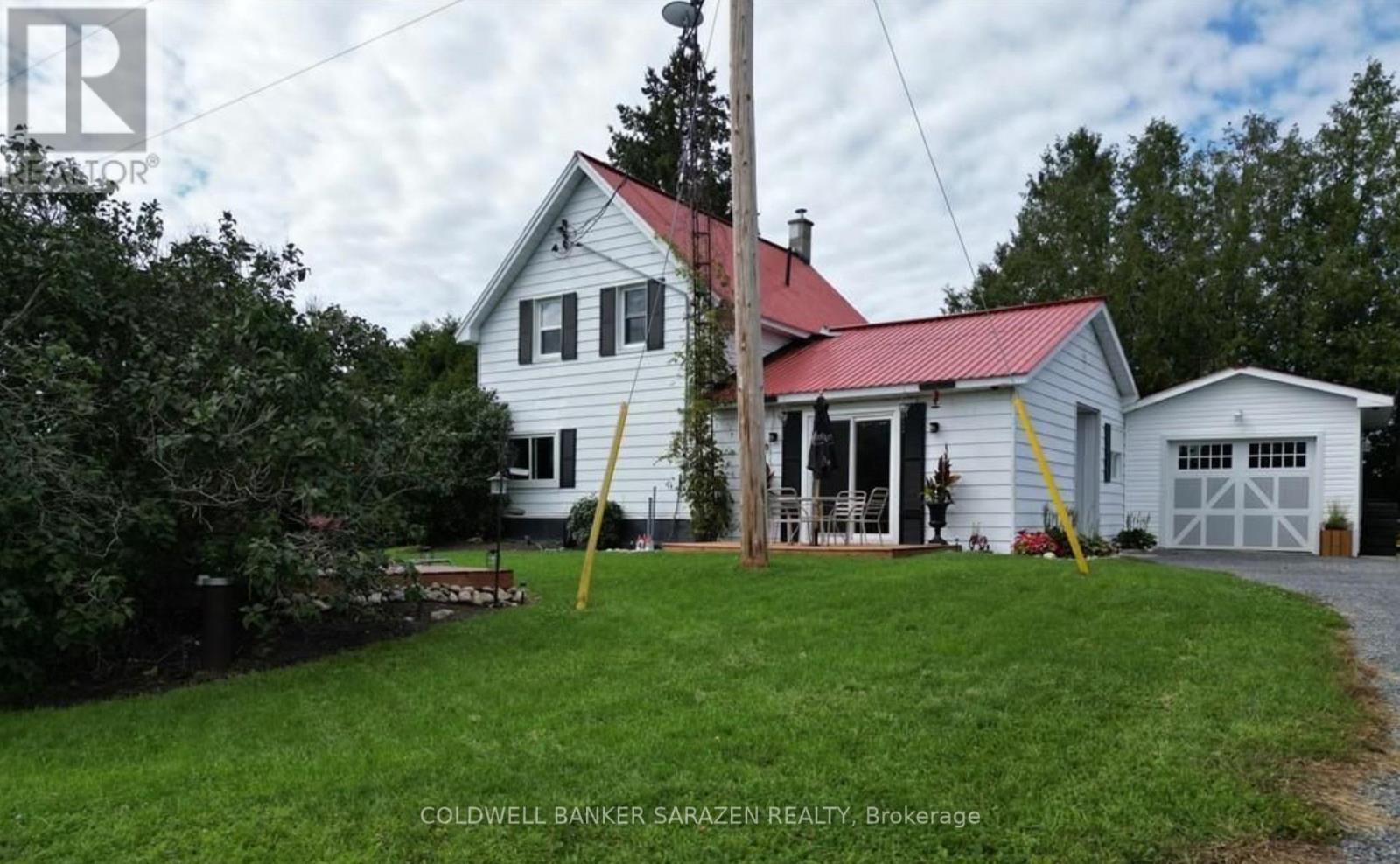 3 Bed, 2 Bath House for Sale in Ottawa – 1981 STAGECOACH ROAD, Ottawa – MLS# X13141666 - Image 3