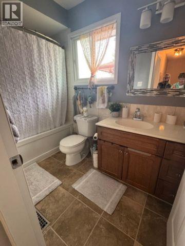 2921 2B Street S - Image 27