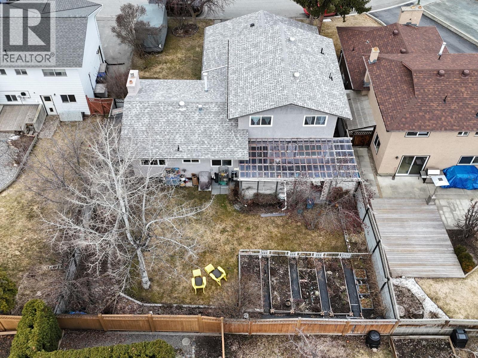 2921 2B Street S - Image 3