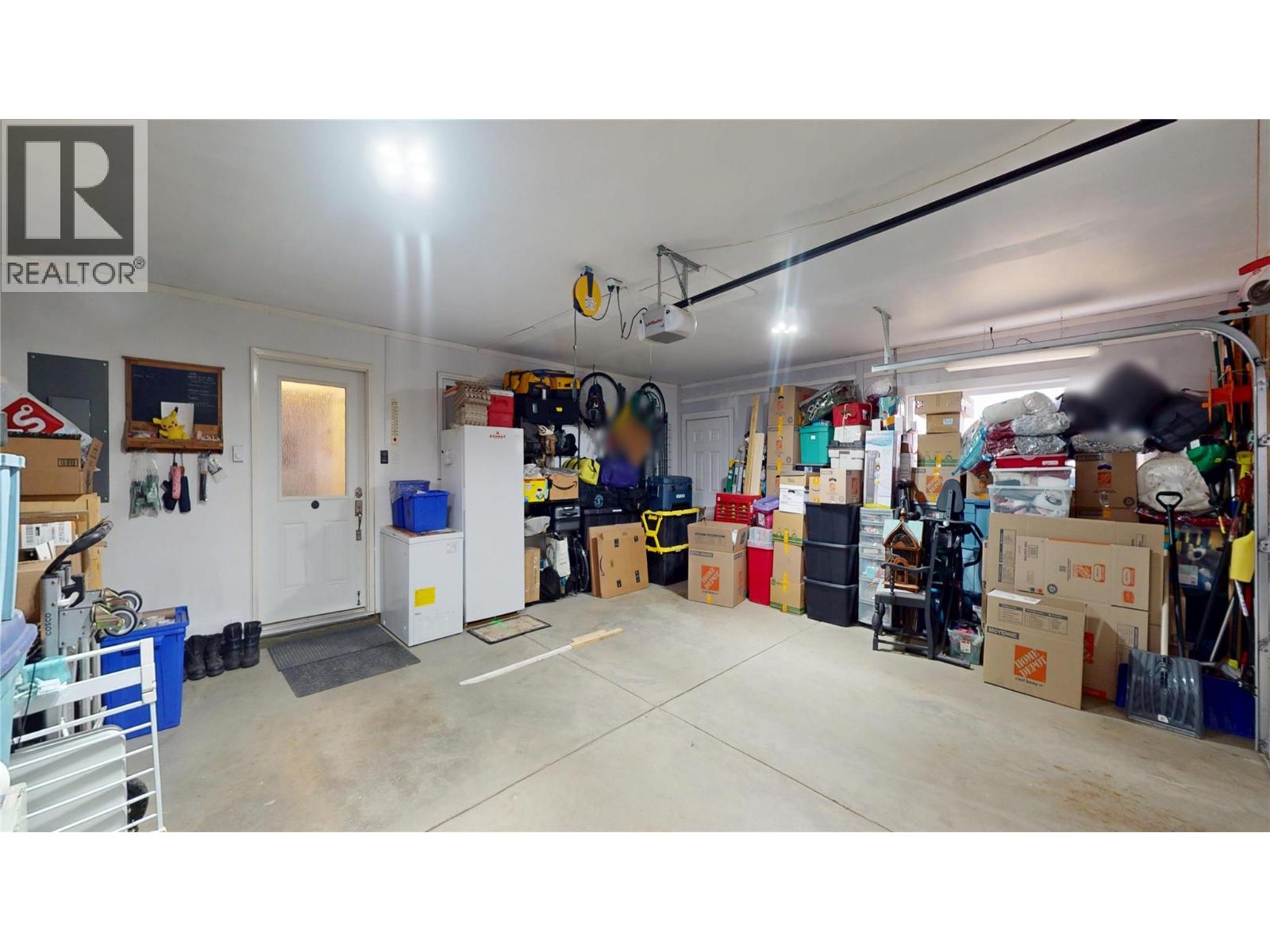 2921 2B Street S - 33