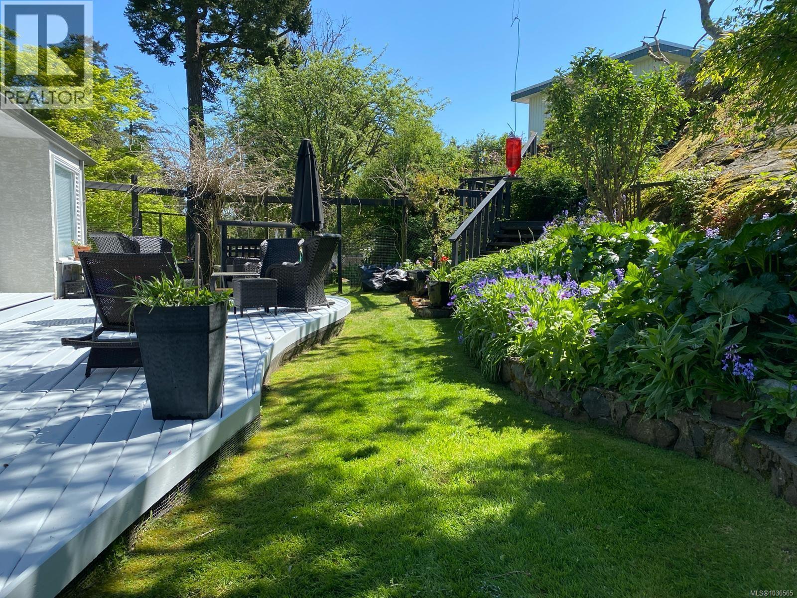 886 Cunningham Rd - 40