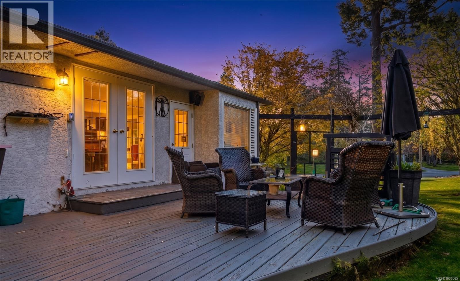 886 Cunningham Rd - 54